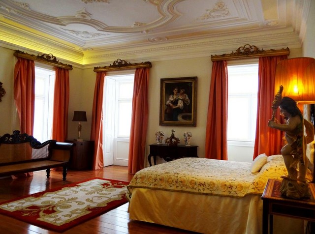 Portugal Confidential - Casa da Se