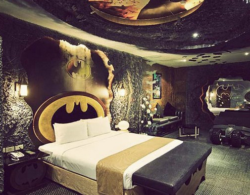 Batman Hotel Room from Purple Travel